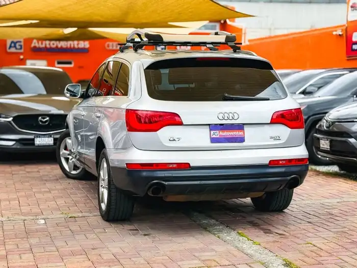 2013 Audi Q7 DE AGENCIA — 4