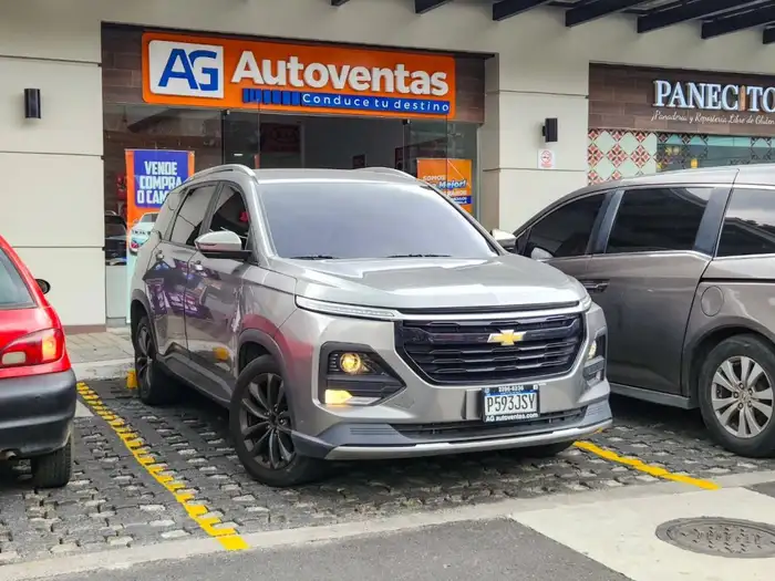 2022 Chevrolet CAPTIVA LT DE AGENCIA — 3