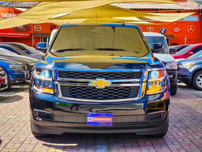 2018 Chevrolet SUBURBAN LT DE AGENCIA — 11