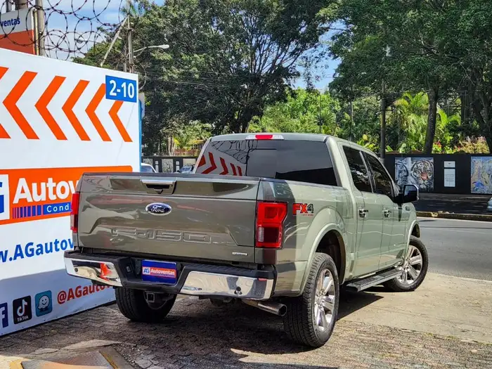 2019 Ford F-150 S/CREW LARIAT 4WD — 4