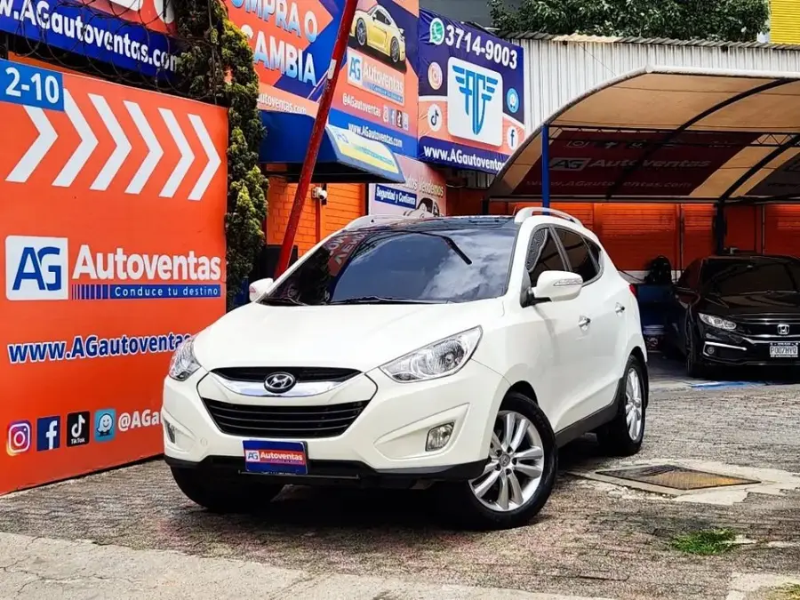 2012 Hyundai TUCSON 4WD DE AGENCIA — 1