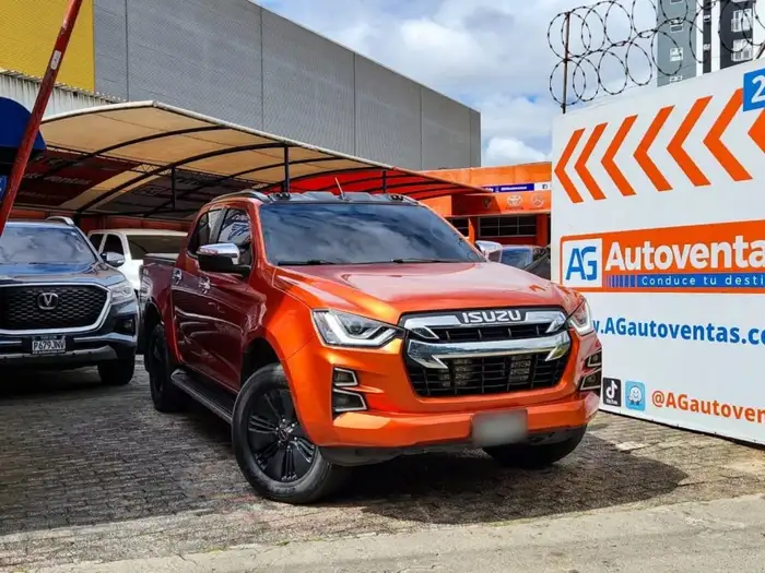 2024 Isuzu D-MAX RG 4X4 DE AGENCIA — 3