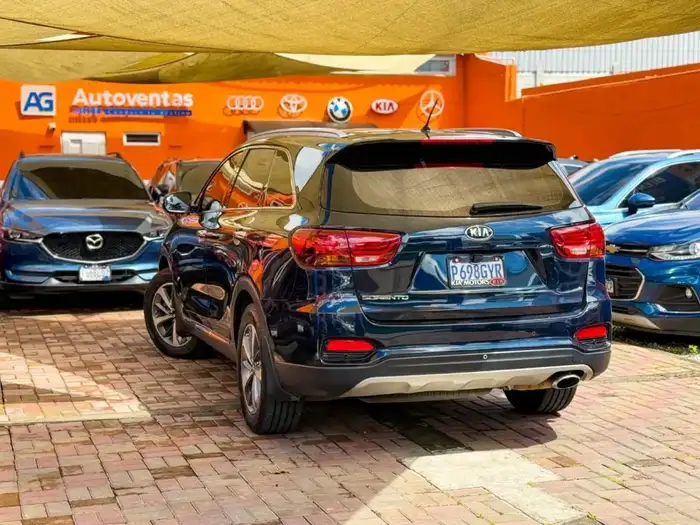 2018 Volkswagen SORENTO EX DE AGENCIA — 4