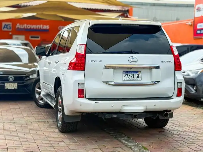 2010 Lexus GX460 V8 — 4