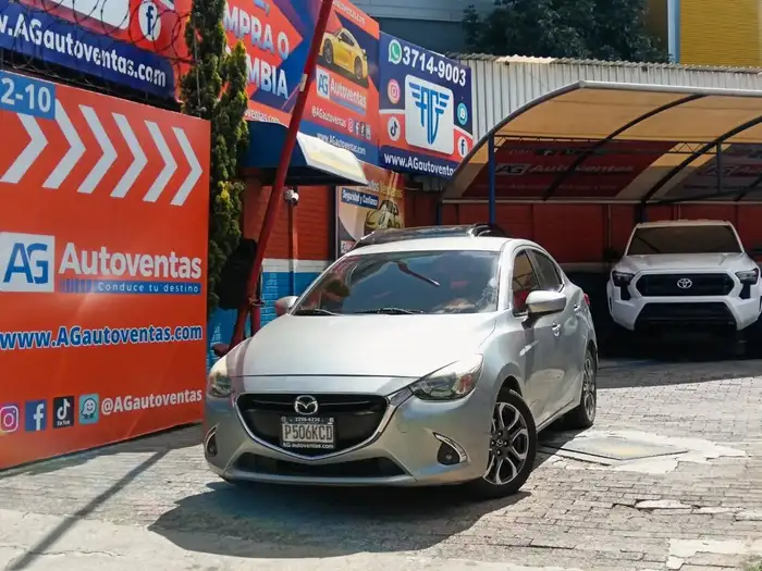 2018 Mazda 2 SEDAN MECANICO DE AGENCIA — 1