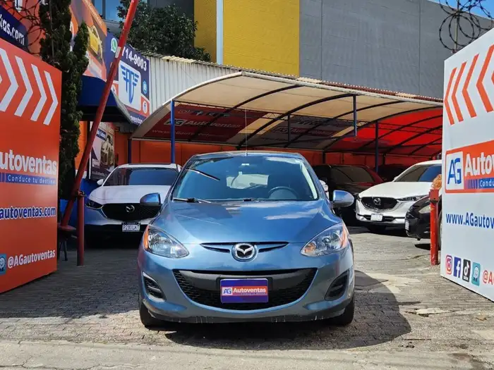 2014 Mazda 2 SPORT MECANICO — 2