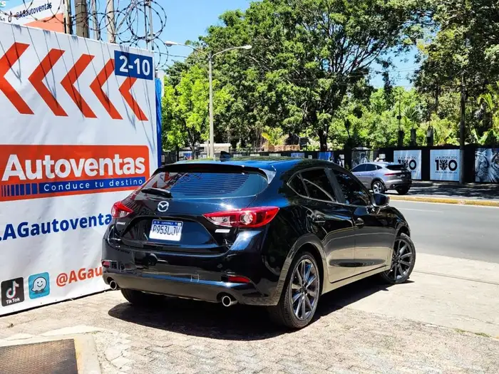 2018 Mazda 3 GRAND TOURING MECANICO — 4