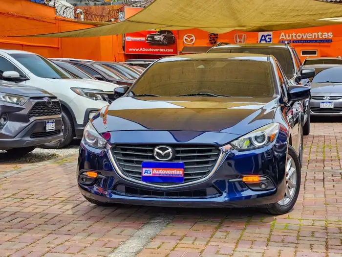 2018 Mazda 3 i SPORT — 2