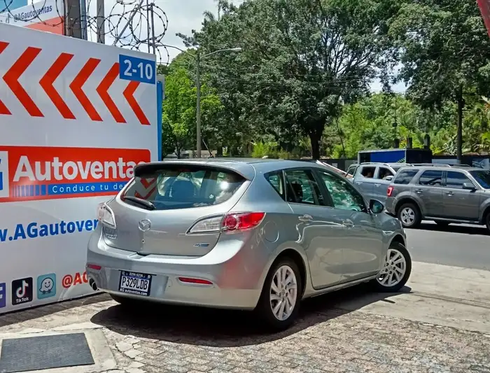 2012 Mazda 3i TOURING — 4