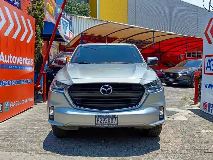 2023 Mazda BT-50 4X4 DE AGENCIA — 2