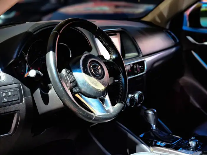 2016 Mazda CX5 SPORT — 7