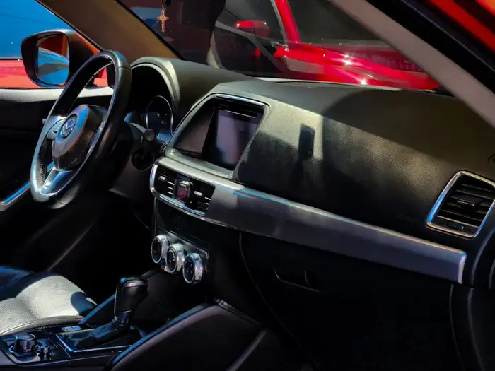 2016 Mazda CX5 SPORT — 9