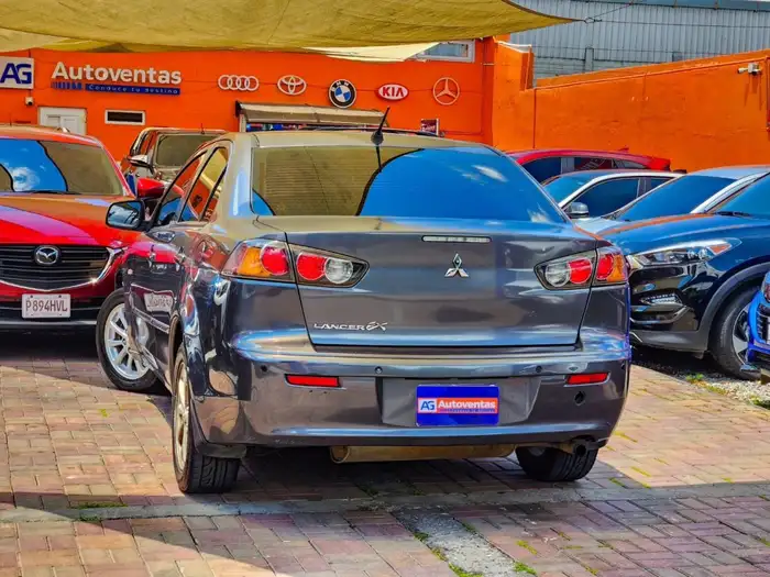 2010 Mitsubishi LANCER EX DE AGENCIA — 4