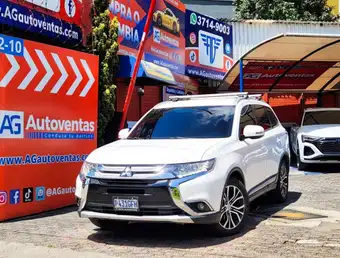 2017 Mitsubishi OUTLANDER DE AGENCIA