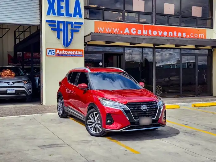 2025 Nissan KICKS DE AGENCIA — 3