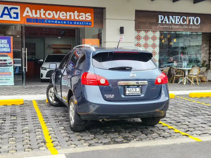 2014 Nissan ROGUE SELECT S 4X2 — 4