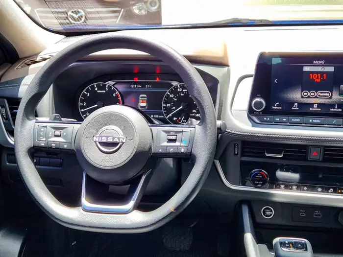 2023 Nissan ROGUE SV — 11