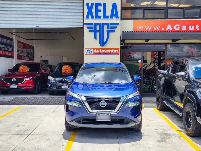2023 Nissan ROGUE SV — 11