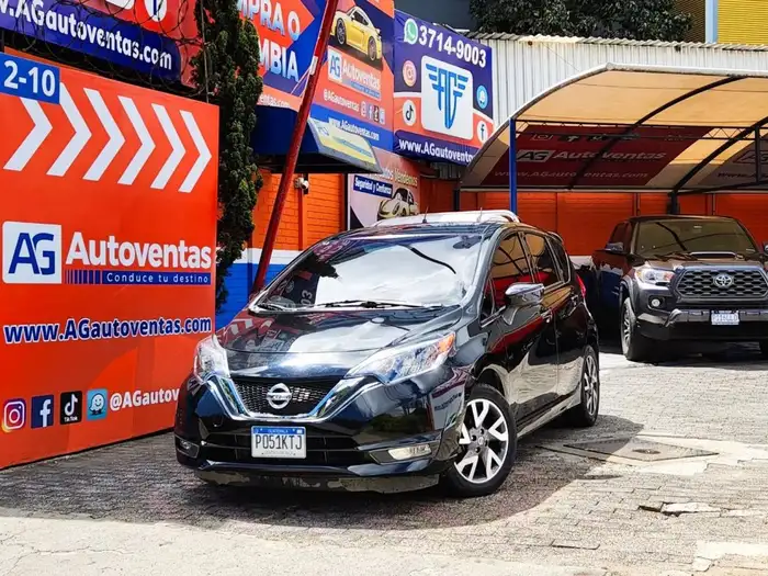 2017 Nissan VERSA NOTE SR — 1