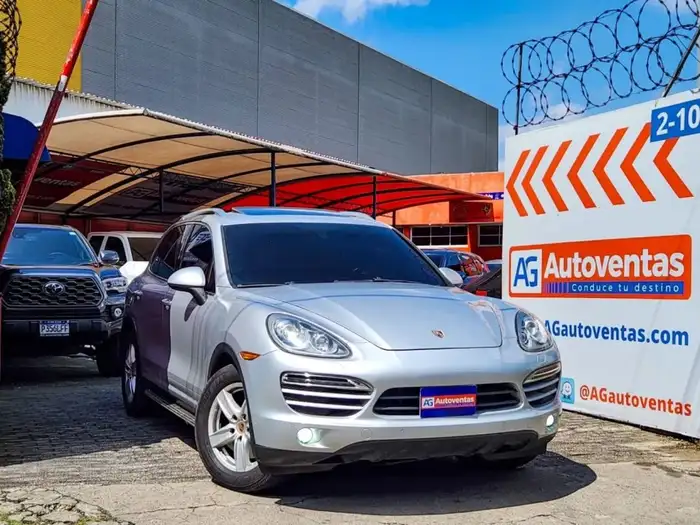 2013 Porsche CAYENNE 4X4 — 3