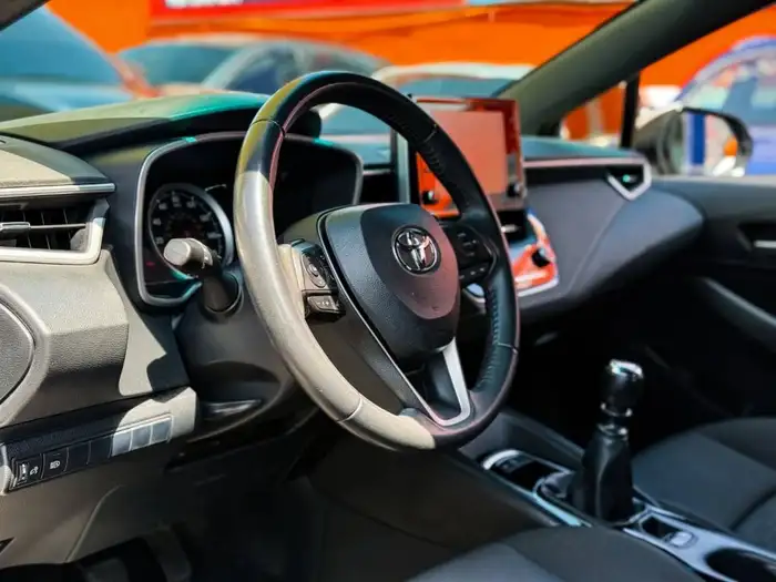 2022 Toyota COROLLA SE — 7