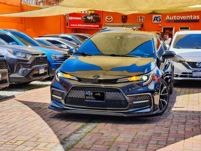 2022 Toyota COROLLA SE — 3