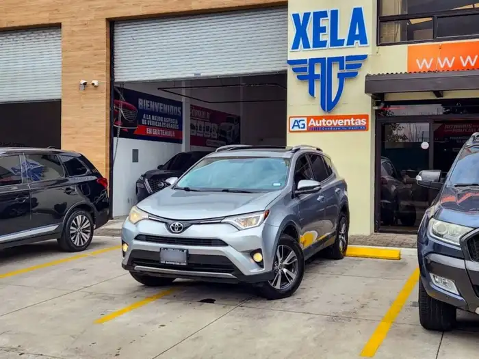 2016 Toyota RAV4 XLE FWD — 3