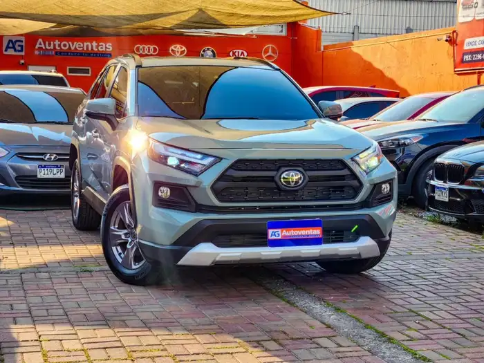 2022 Toyota RAV4 XLE FWD — 3