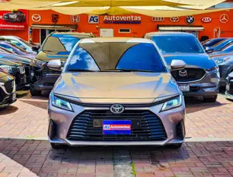 2023 Toyota YARIS E MECÁNICO DE AGENCIA