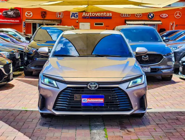 2023 Toyota YARIS E MECÁNICO DE AGENCIA — 11