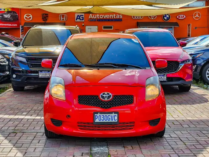 2007 Toyota Yaris — 11