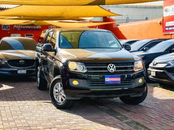2017 Volkswagen AMAROK 4MOTION MECÁNICO DE AGENCIA — 2