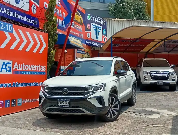 2022 Volkswagen TAOS HIGHLINE 250 TSI DE AGENCIA — 11