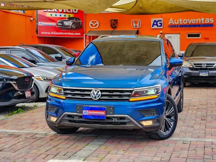 2020 Volkswagen TIGUAN HIGHLINE 4MOTION DE AGENCIA — 2