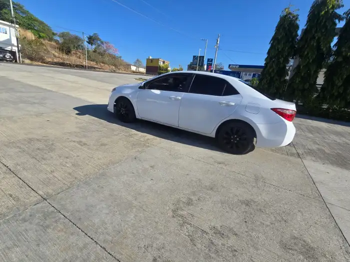 2019 Toyota COROLLA 2019 AOTOMATICO SISTREMA ECO — 8