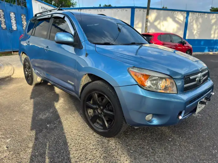 2016 Toyota RAV4 4WD — 10