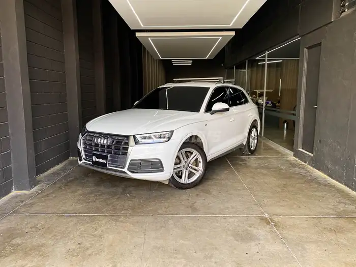 2020 Audi Q5 — 1