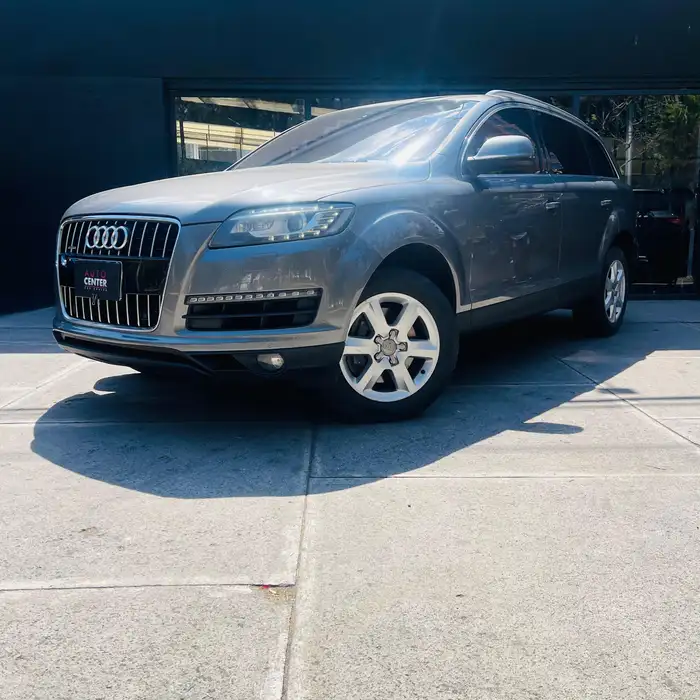 2011 Audi Q7 — 1