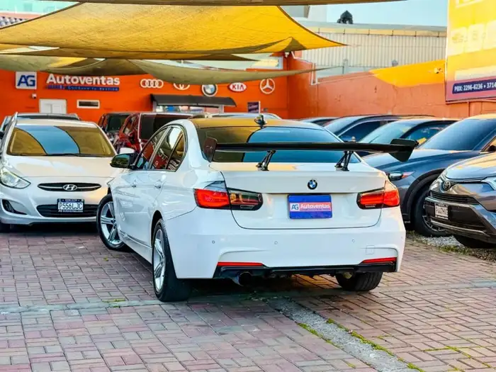 2015 BMW 320i — 4