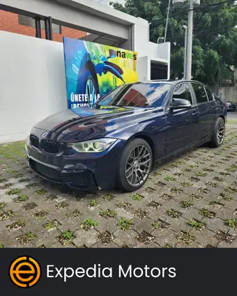 2015 BMW SERIE 1