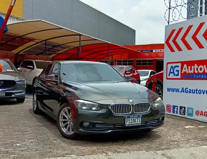2016 BMW 320i — 3