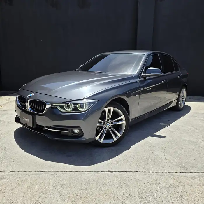 2017 BMW CL — 1