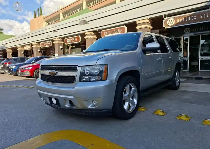 2011 Chevrolet Suburban — 1