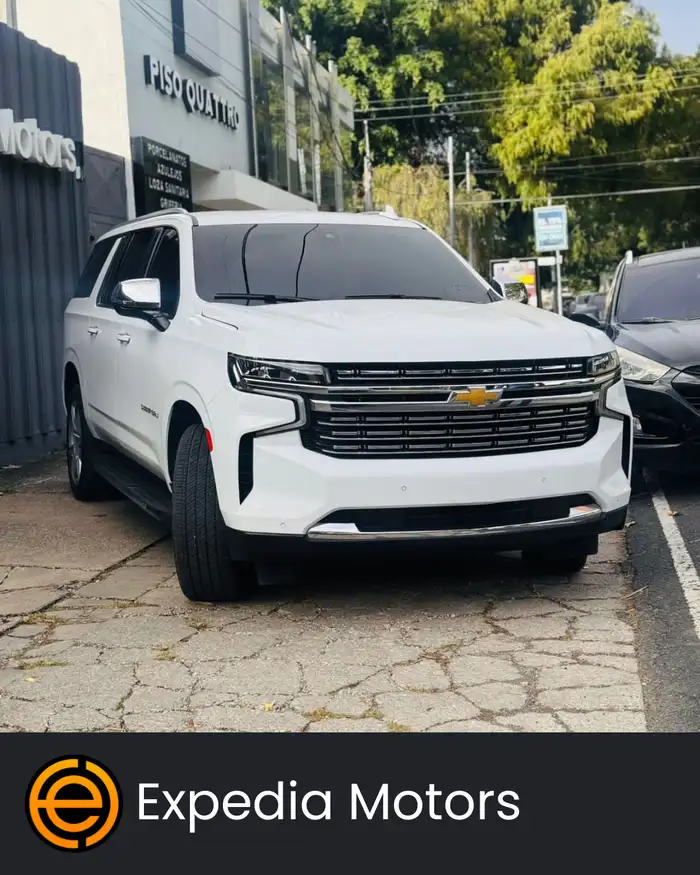 2023 Chevrolet Suburban — 1