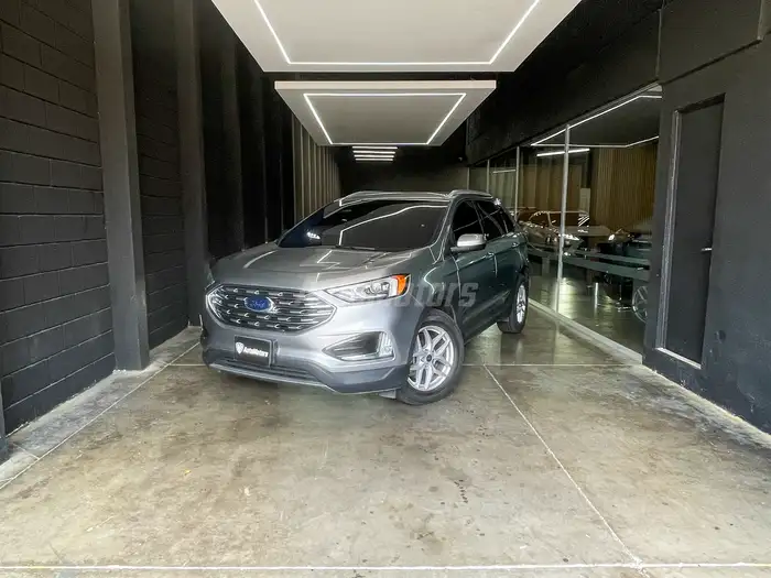2021 Ford Edge — 1