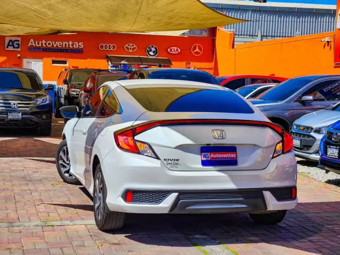 2019 Honda Civic — 4