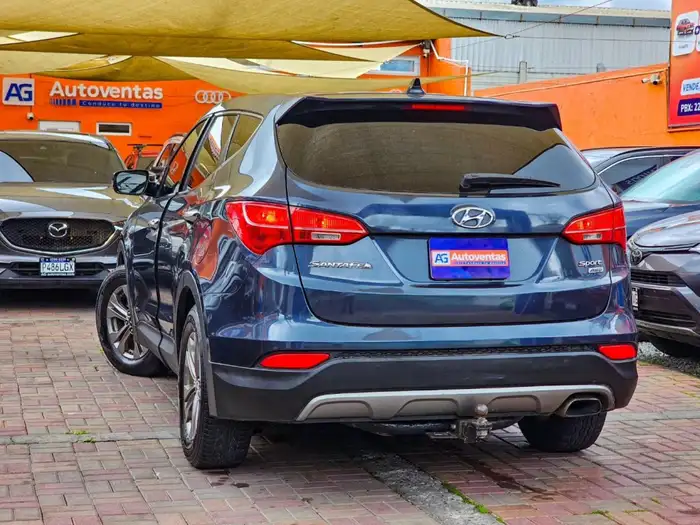 2013 Hyundai Santa Fe — 4