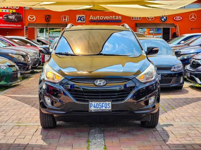 2015 Hyundai Tucson — 1