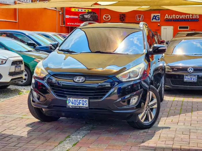 2015 Hyundai Tucson — 2