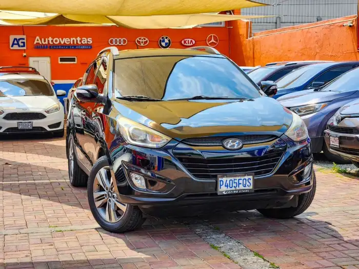 2015 Hyundai Tucson — 3